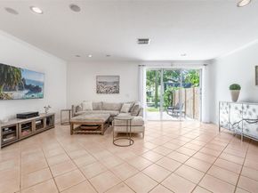 519 SW 7th Ave 8, Fort Lauderdale FL 33315