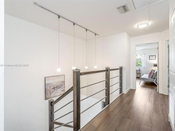 519 SW 7th Ave 8, Fort Lauderdale FL 33315
