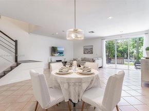 519 SW 7th Ave 8, Fort Lauderdale FL 33315