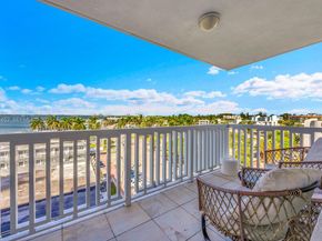 2016 Bay Dr 604, Miami Beach FL 33141