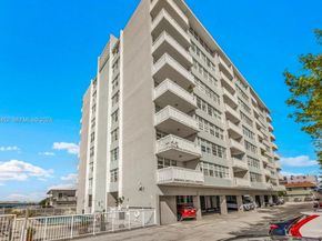 2016 Bay Dr 604, Miami Beach FL 33141