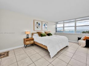 2016 Bay Dr 604, Miami Beach FL 33141