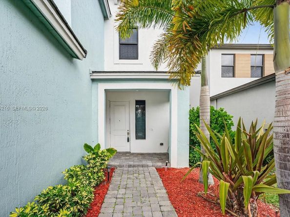 16575 Cove Rd, Westlake FL 33470