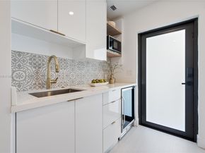 1375 SW 17th Ter, Miami FL 33145