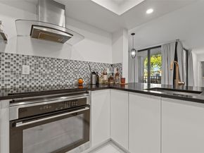 3581 SW 117th Ave 5207, Miami FL 33175