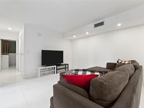 3581 SW 117th Ave 5207, Miami FL 33175