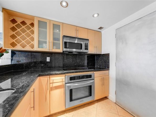 345 Ocean Dr 703, Miami Beach FL 33139