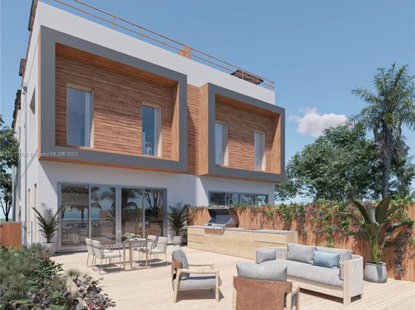 2360 SW 32nd Ave Right, Miami FL 33145