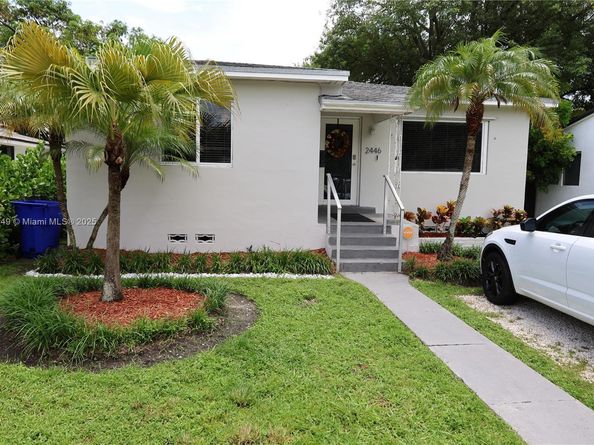 2446 Grant St, Hollywood FL 33020