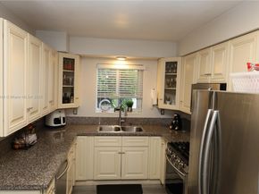 2446 Grant St, Hollywood FL 33020