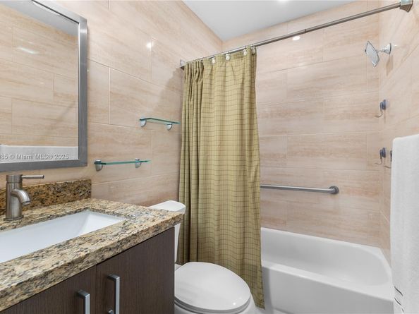 3960 NE 8th Ave, Oakland Park FL 33334