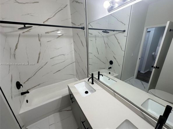2201 Clipper Pl 5405, Dania Beach FL 33312