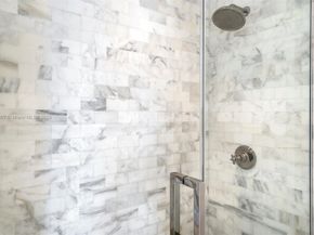 220 Cypress Dr, Key Biscayne FL 33149
