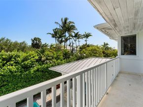 220 Cypress Dr, Key Biscayne FL 33149