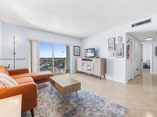 3850 Washington St 910, Hollywood FL 33021