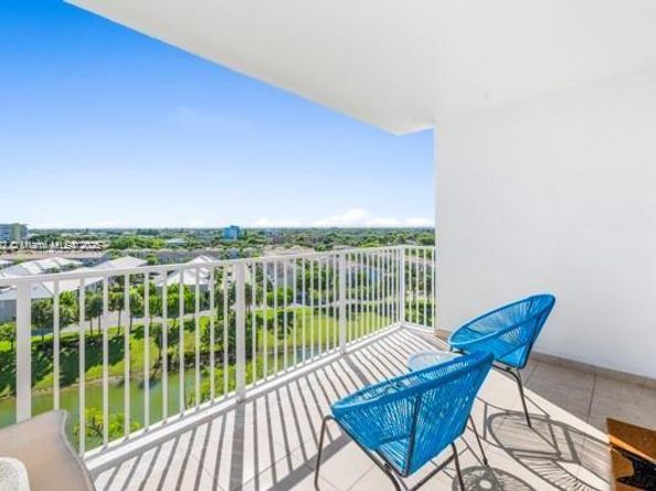 3850 Washington St 910, Hollywood FL 33021