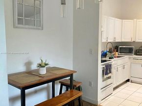 468 NE 206 Ln 205, Miami FL 33179