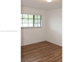 468 NE 206 Ln 205, Miami FL 33179