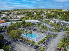 468 NE 206 Ln 205, Miami FL 33179