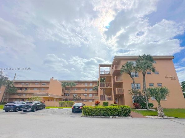 3110 N Pine Island Rd 408, Sunrise FL 33351