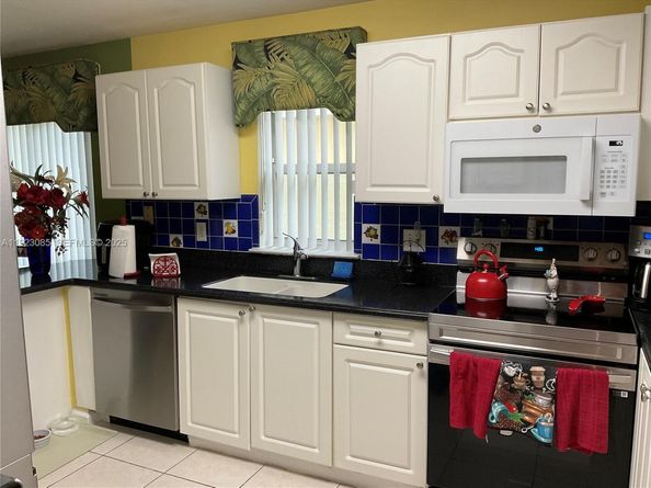 11431 SW 21st St, Miramar FL 33025