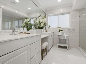 1040 Crystal Lake Dr 3, Deerfield Beach FL 33064