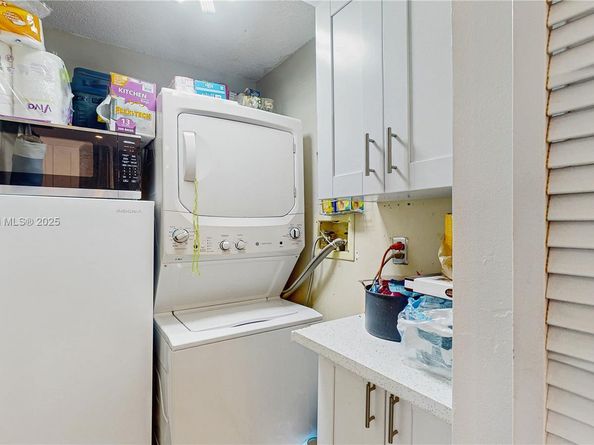 12379 SW 94th Ter, Miami FL 33186