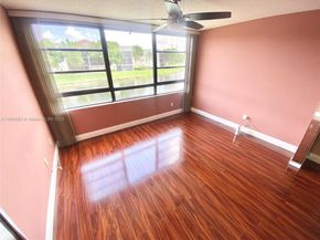 10540 E Clairmont Cir 205, Tamarac FL 33321