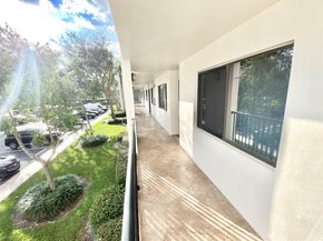 10540 E Clairmont Cir 205, Tamarac FL 33321