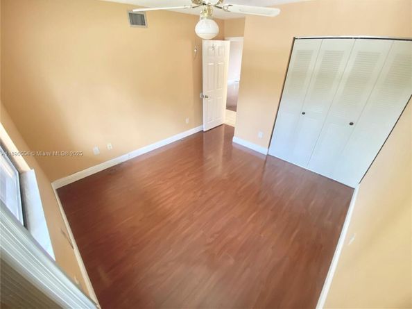 10540 E Clairmont Cir 205, Tamarac FL 33321