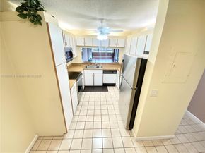 10540 E Clairmont Cir 205, Tamarac FL 33321