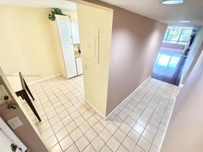 10540 E Clairmont Cir 205, Tamarac FL 33321