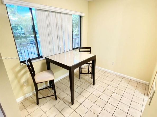 10540 E Clairmont Cir 205, Tamarac FL 33321