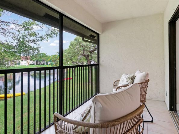 406 Republic Ct 406, Deerfield Beach FL 33442