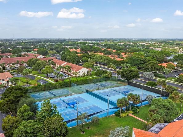 406 Republic Ct 406, Deerfield Beach FL 33442