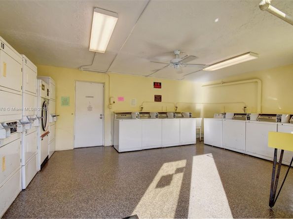 50 SE 12th St 218, Boca Raton FL 33432