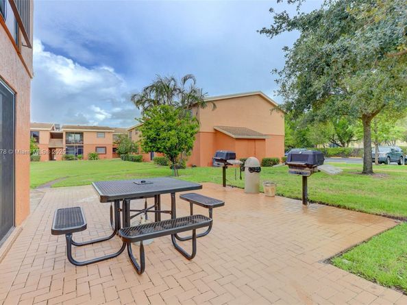 50 SE 12th St 218, Boca Raton FL 33432