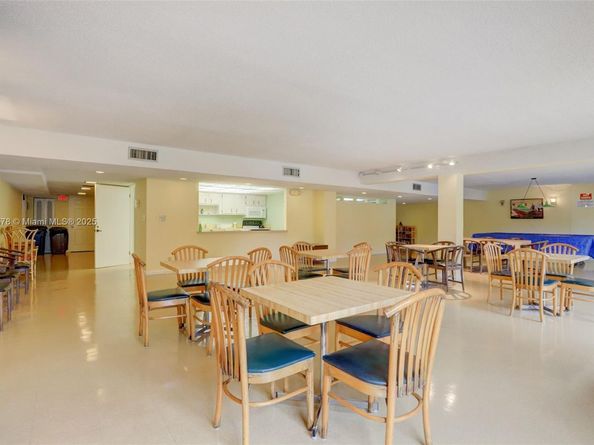 50 SE 12th St 218, Boca Raton FL 33432