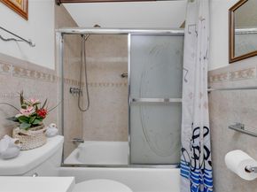 2651 E Sunrise Lakes Dr 104, Sunrise FL 33322