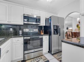 2651 E Sunrise Lakes Dr 104, Sunrise FL 33322