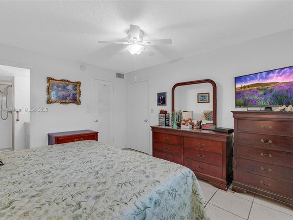 2651 E Sunrise Lakes Dr 104, Sunrise FL 33322