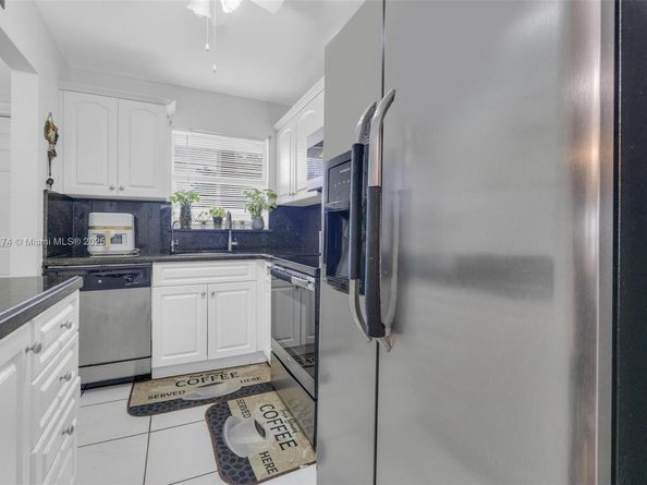 2651 E Sunrise Lakes Dr 104, Sunrise FL 33322