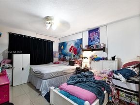 1519 NW 40th St, Miami FL 33142