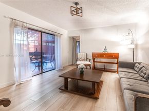 9135 SW 20th Pl D, Davie FL 33324