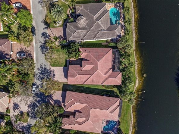 12580 NW 76th St, Parkland FL 33076