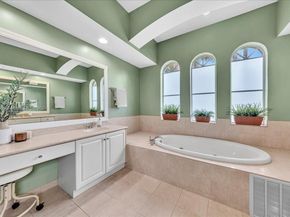 12580 NW 76th St, Parkland FL 33076