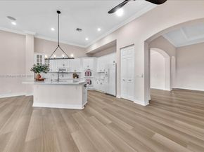 12580 NW 76th St, Parkland FL 33076