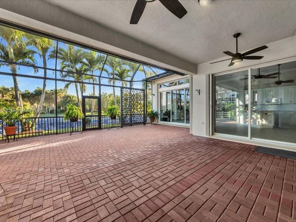 12580 NW 76th St, Parkland FL 33076