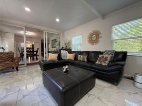 79 NW 143rd St, Miami FL 33168