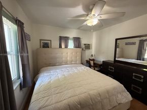 79 NW 143rd St, Miami FL 33168